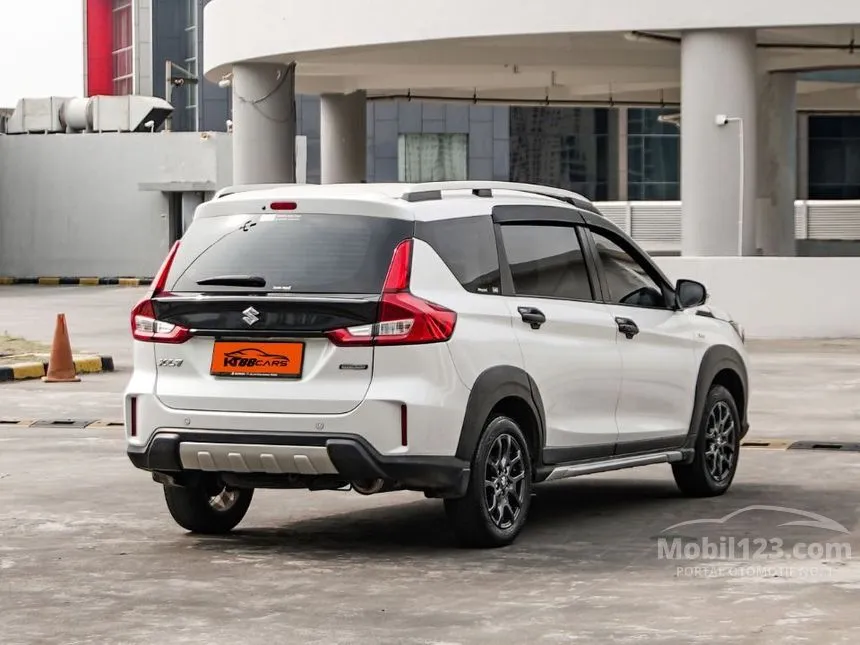 2023 Suzuki XL7 Beta Hybrid SUV
