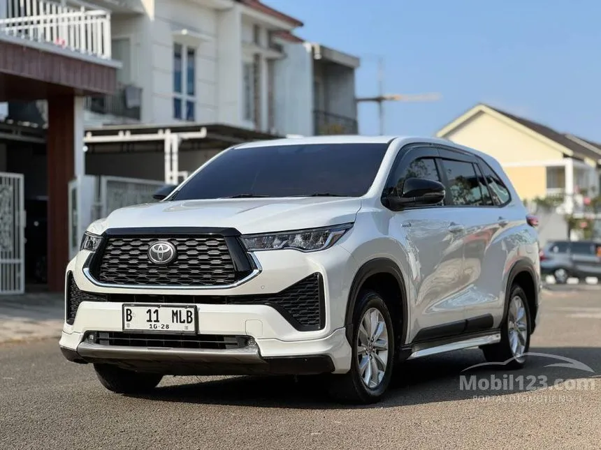 2023 Toyota Kijang Innova Zenix V HV Modellista (Non Premium Color) MPV