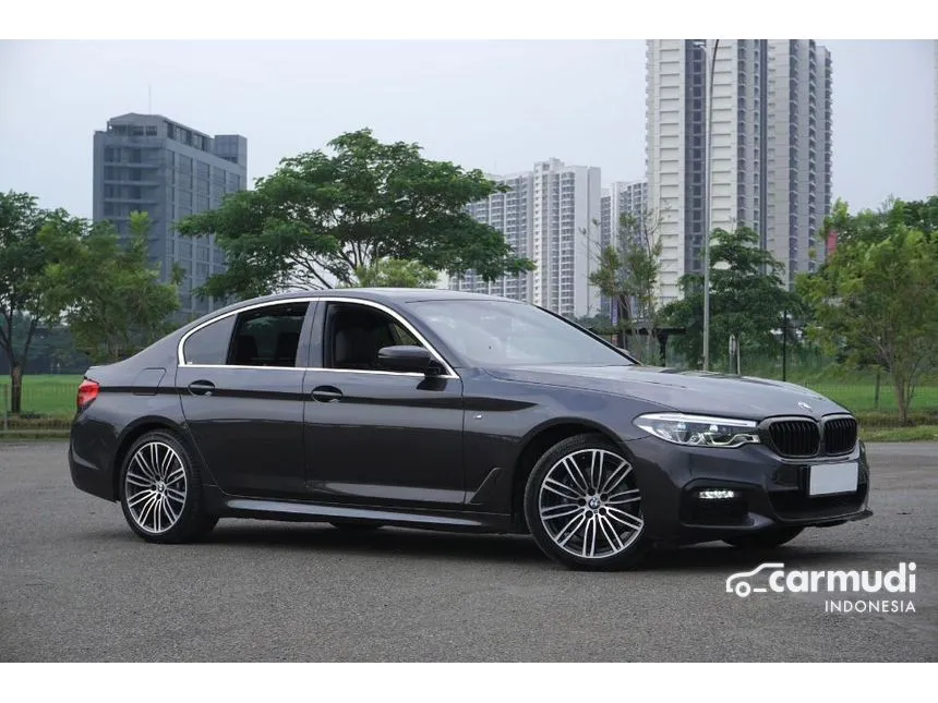 2019 BMW 530i M Sport Sedan