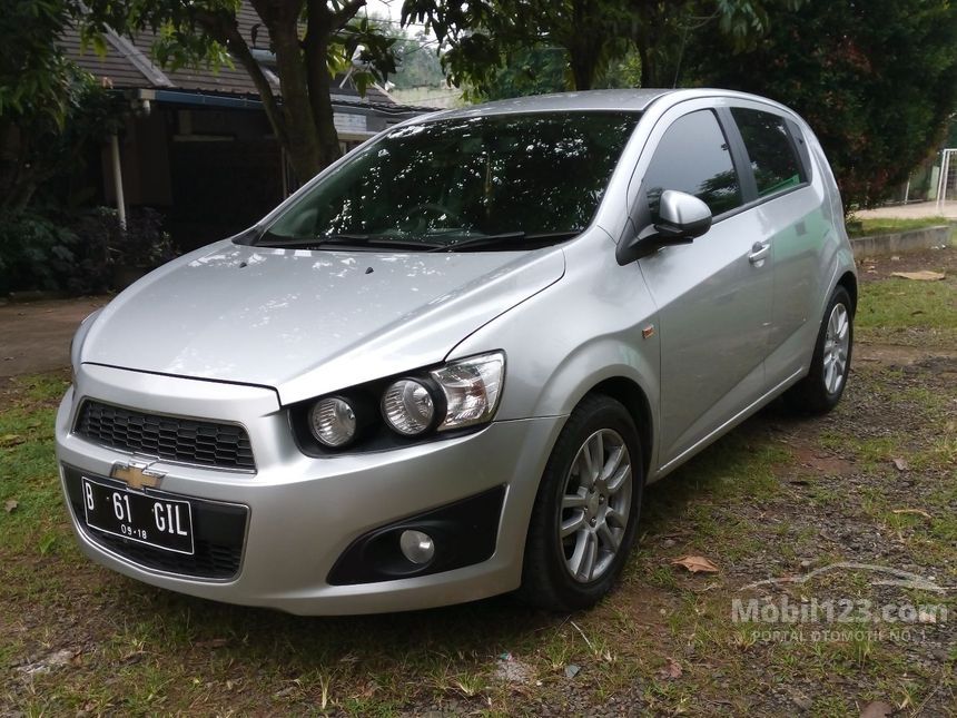 Chevrolet aveo 2012 автомат