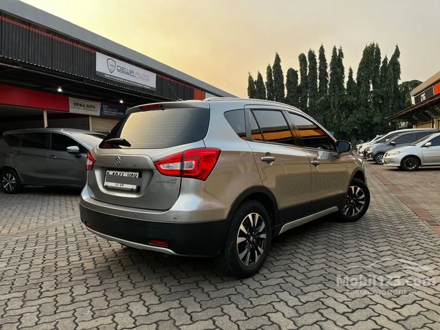 2022 Suzuki SX4 S-Cross Hatchback
