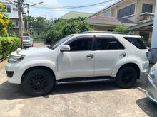 2013 Toyota Fortuner 3.0 (ปี 12-15) V SUV AT