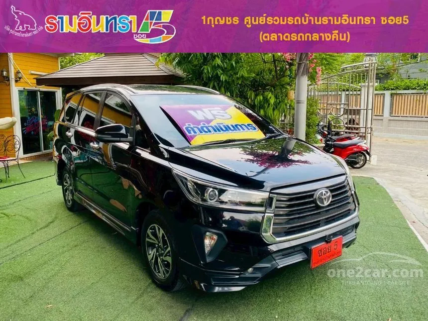 2022 Toyota INNOVA Crysta Wagon