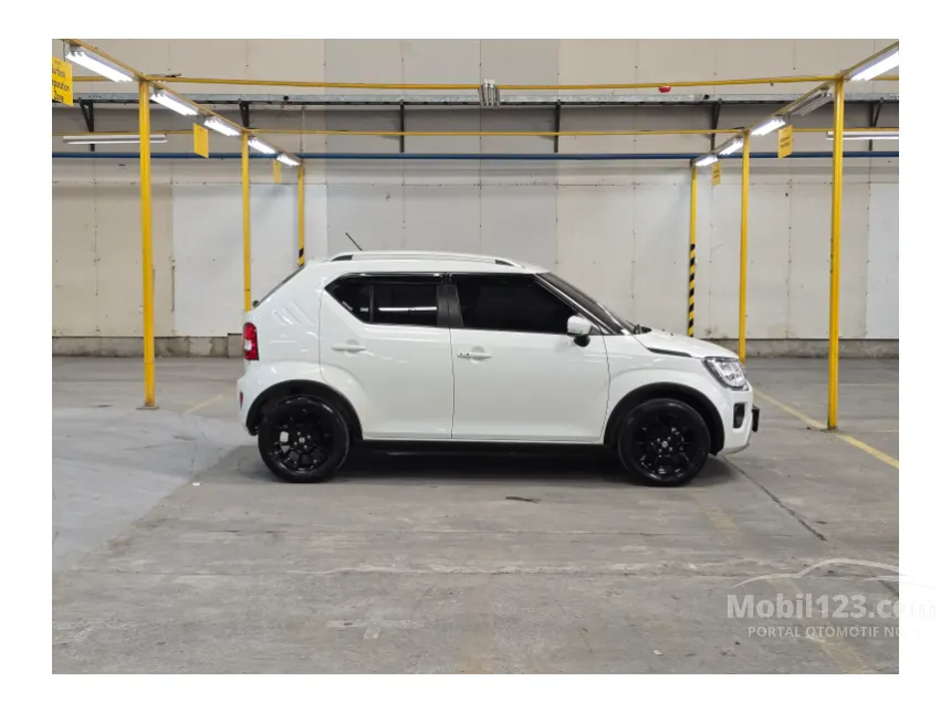 2023 Suzuki Ignis GX SUV