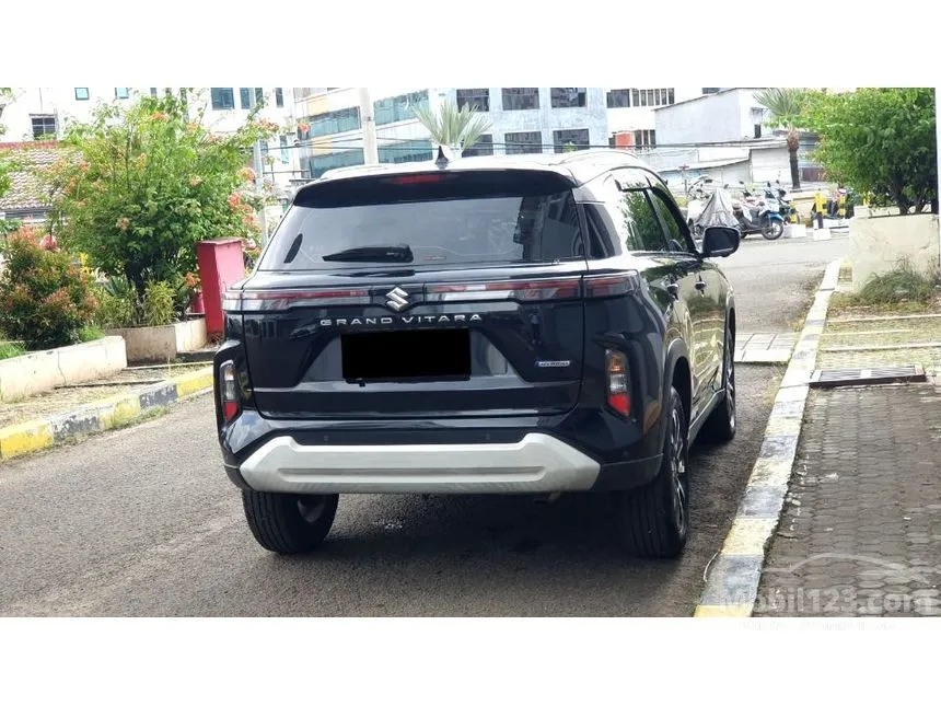 2023 Suzuki Grand Vitara GX SUV