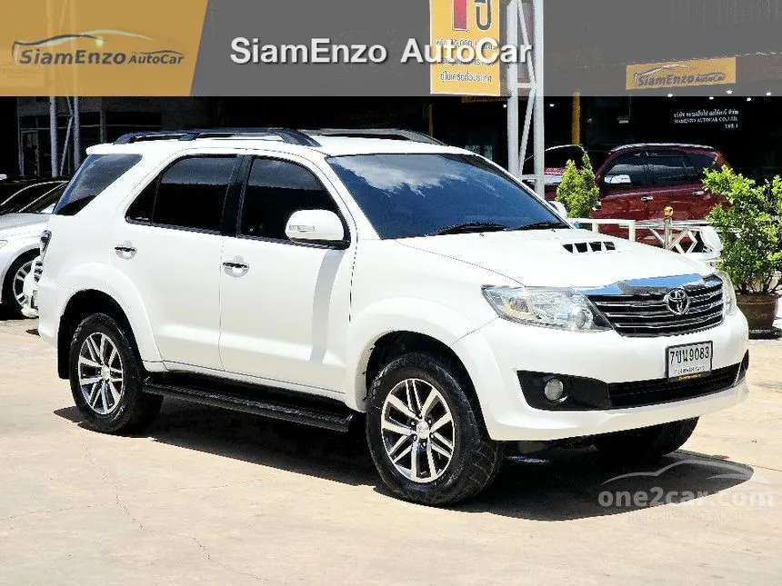 2012 Toyota FORTUNER V SUV