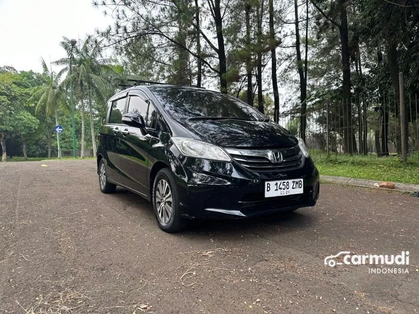 2013 Honda Freed S MPV