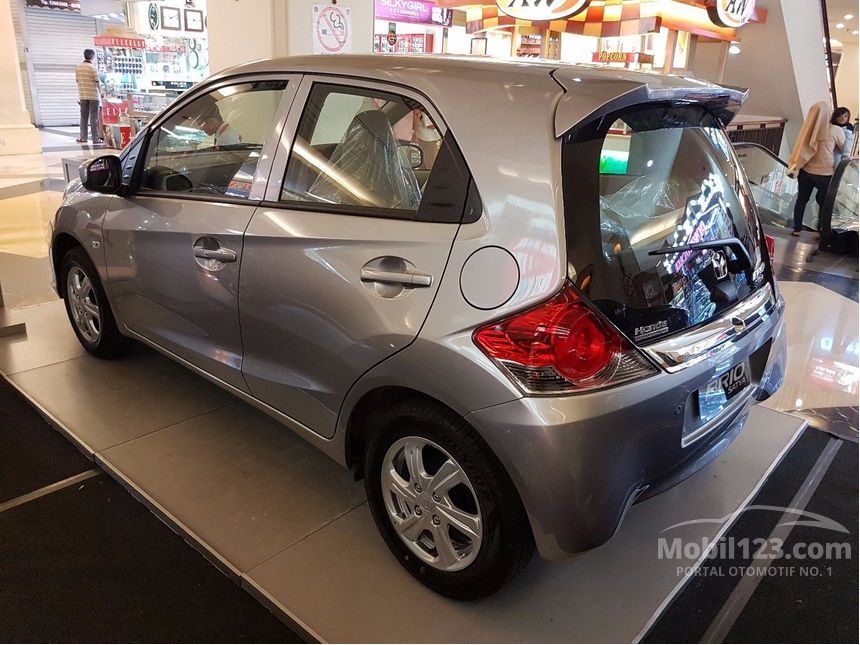  Gambar Mobil Honda Brio Satya E Cvt  Gambar  Mobil  Dan 