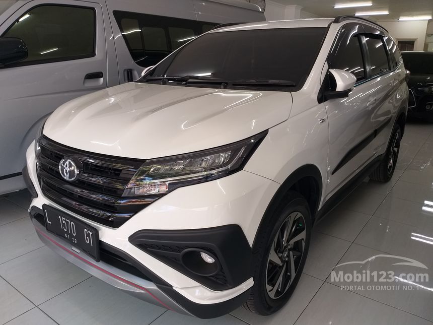 Jual Mobil Toyota Rush 2019 TRD Sportivo 1 5 di Jawa Timur 