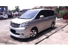 Toyota NAV1, 2.0 V AT, Silver Met (2013) TDP 14Jt No Pol Ganjil