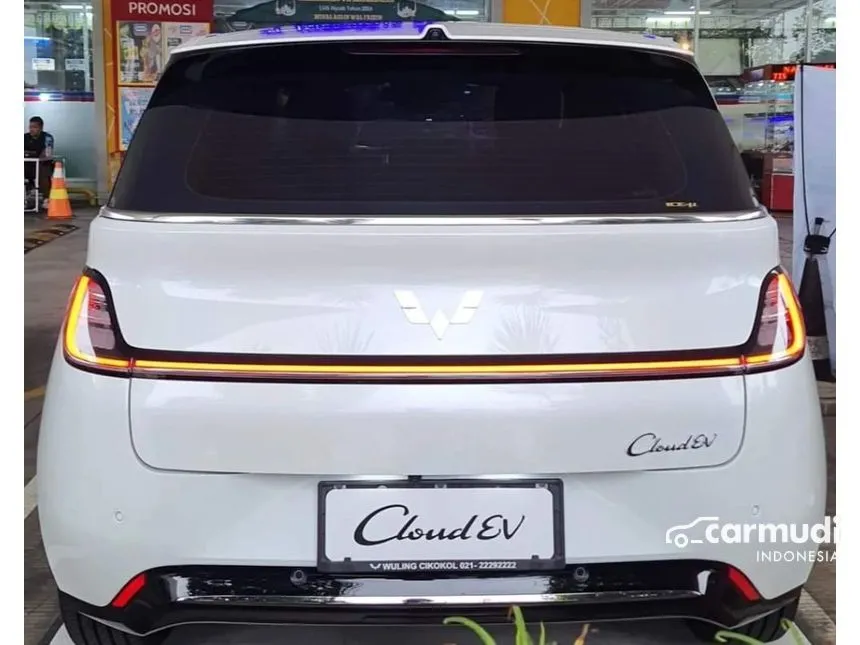 2024 Wuling Cloud EV EV Hatchback