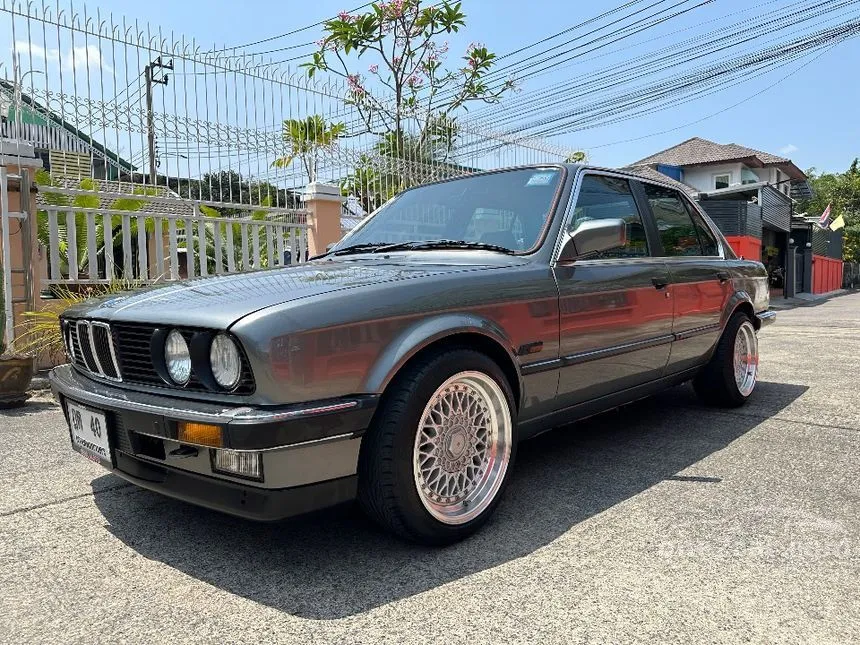 1989 BMW 318i Sedan