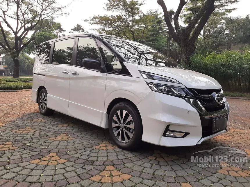 Jual Mobil Nissan Serena 2019 Highway Star 2.0 di Banten Automatic MPV Putih Rp 340.000.000