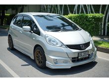 2011 Honda Jazz 1.5 (ปี 08-14) V i-VTEC Hatchback AT