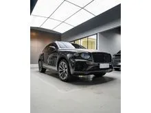 2022 Bentley Bentayga 3.0 First Edition Hybrid SUV HAVANA TWO TONE Original Color. PHEV [ PLUG IN HYBRID ] LOW KM 4000. HARGA BEST DEAL NEGOTIABLE YA