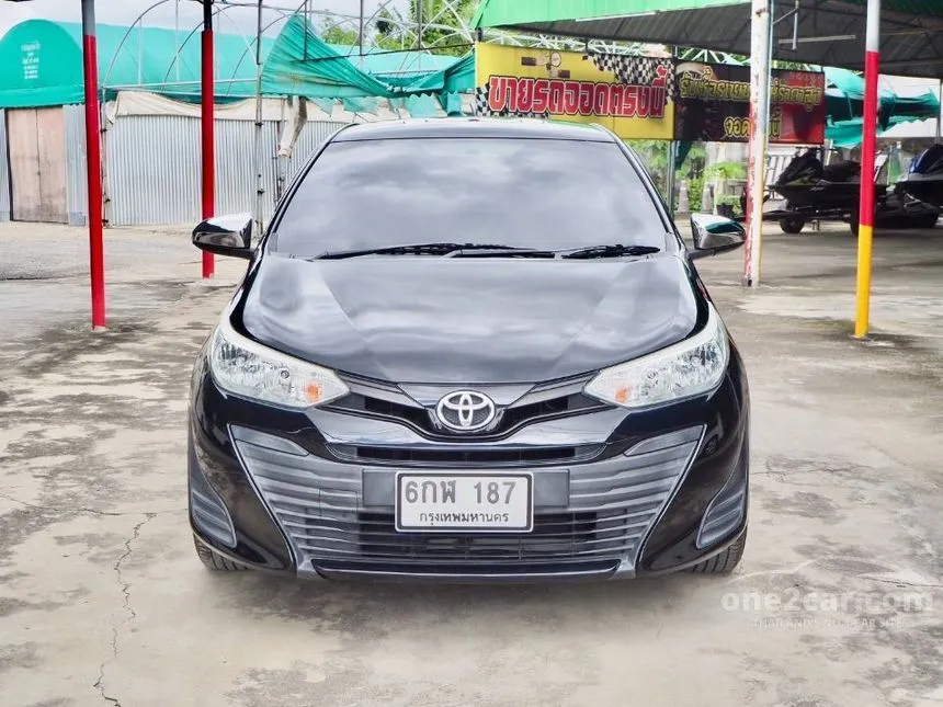 2018 Toyota Yaris Ativ J Sedan