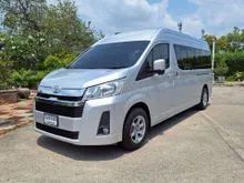 2020 Toyota Commuter 2.8 (ปี 19-30) Van