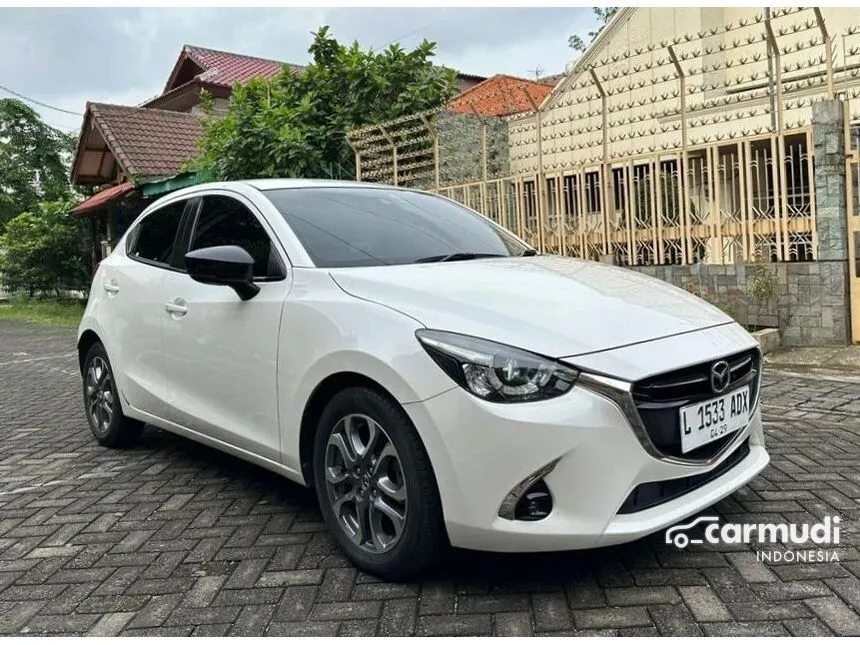 Jual Mobil Mazda 2 2018 GT 1.5 di Jawa Timur Automatic Hatchback Putih Rp 227.000.000