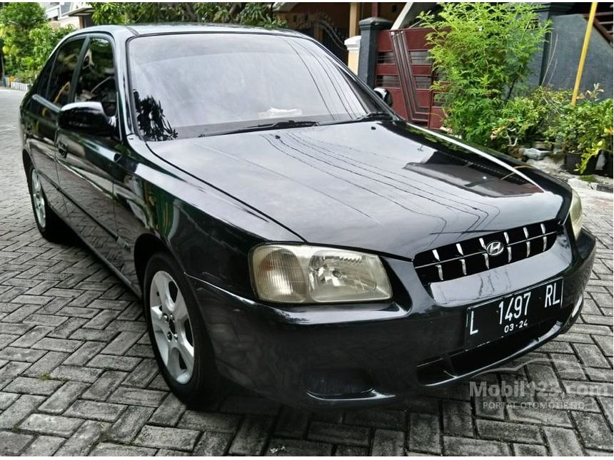  Vendo Hyundai Accent Verna GLS.  en Java Oriental Black Sedan Manual Rp.  .