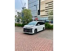 2022 Toyota Voxy 2.0 MPV KM LOW PAJANG SUPER PANJANG