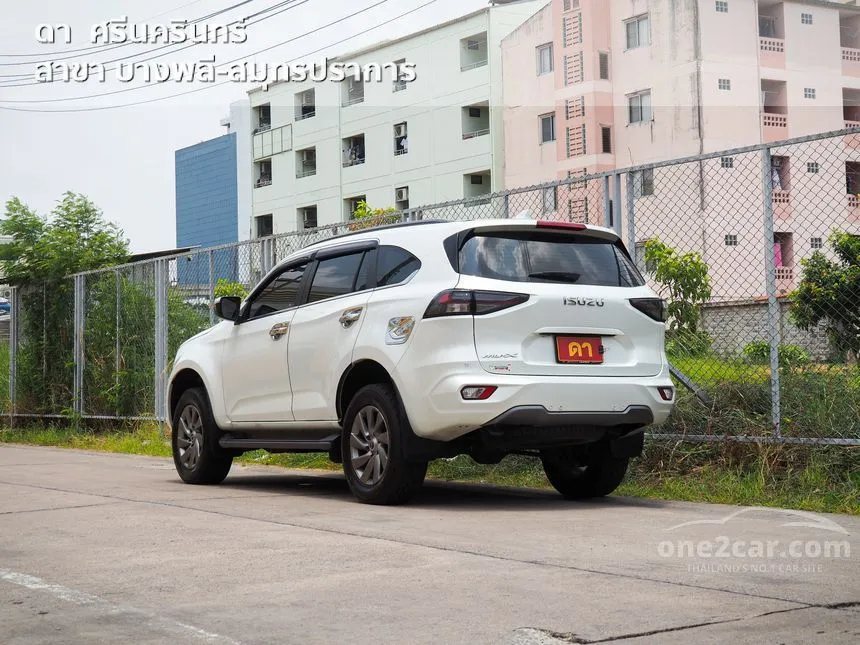 2023 Isuzu MU-X Elegant SUV
