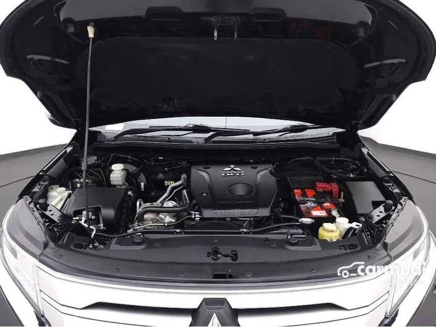 2022 Mitsubishi Pajero Sport Dakar 4x2 SUV