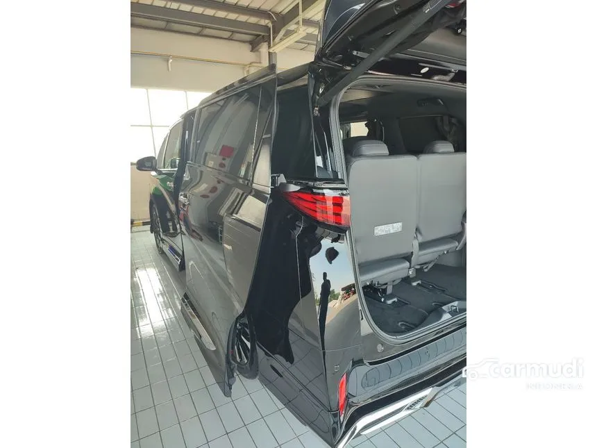 2024 Toyota Alphard HEV Modellista MPV