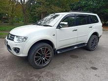 2014 Mitsubishi Pajero Sport 2.4 (ปี 08-15) GLS SUV MT