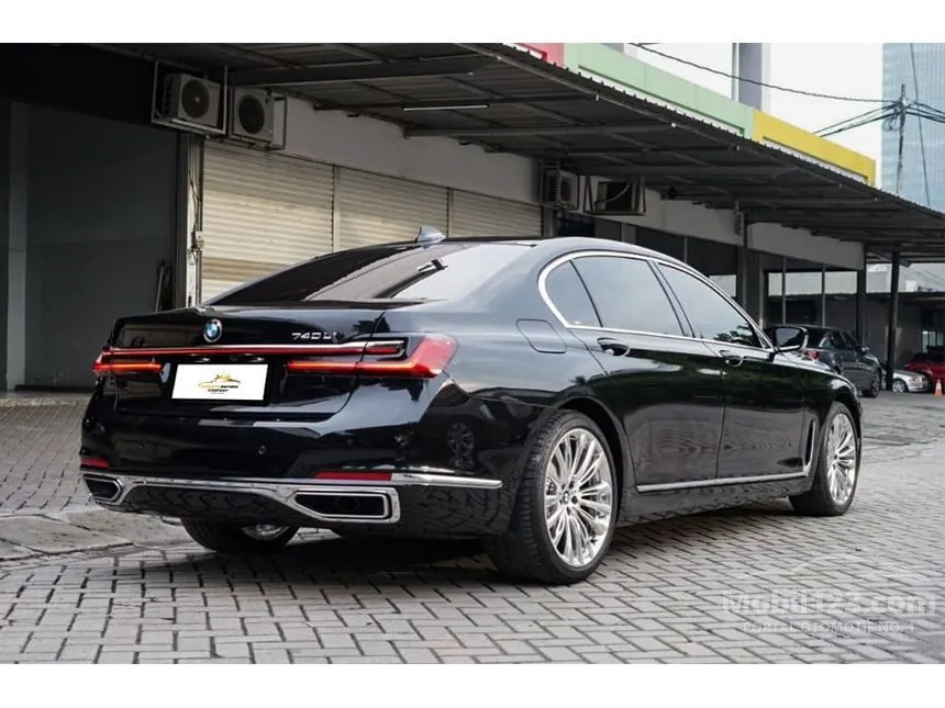 2020 BMW 740Li Opulence Sedan