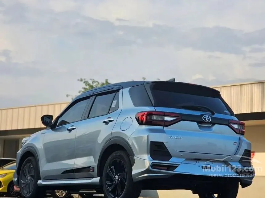 2025 Toyota Raize GR Sport (1 Tone) SUV