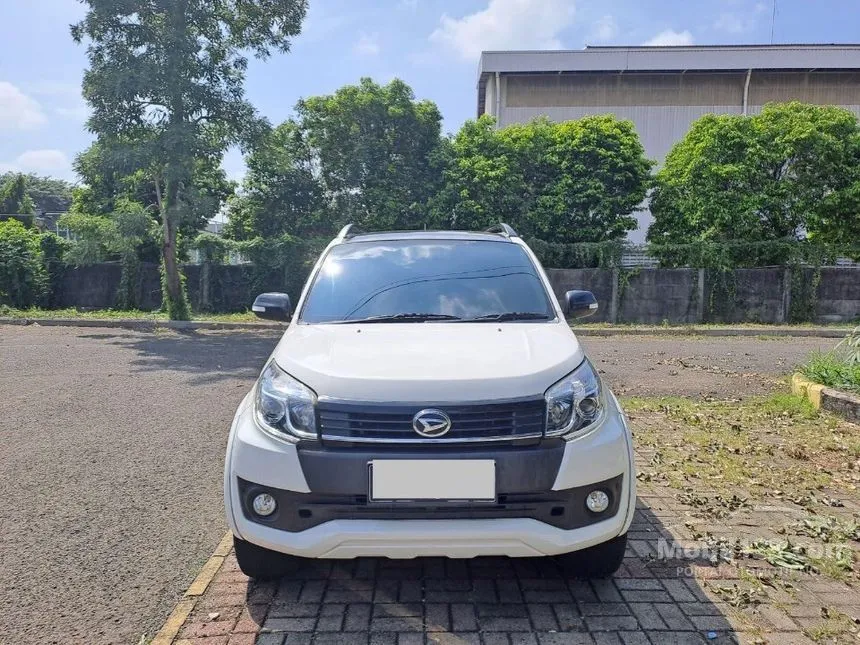 Jual Mobil Daihatsu Terios 2017 CUSTOM 1.5 di Jawa Barat Automatic SUV Putih Rp 143.000.000