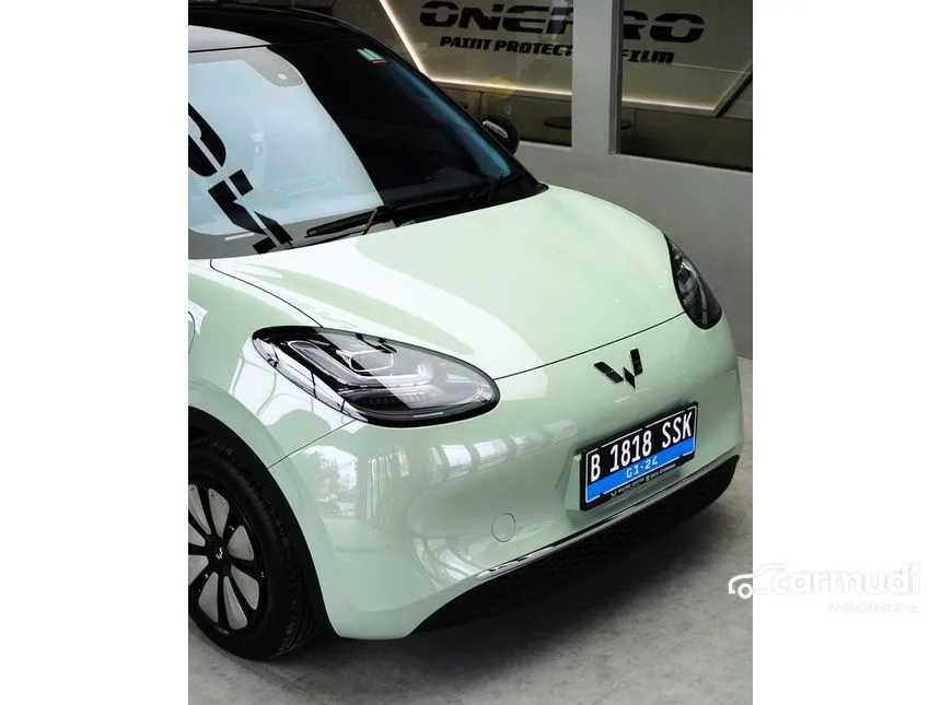 2024 Wuling Binguo EV Premium Range Hatchback