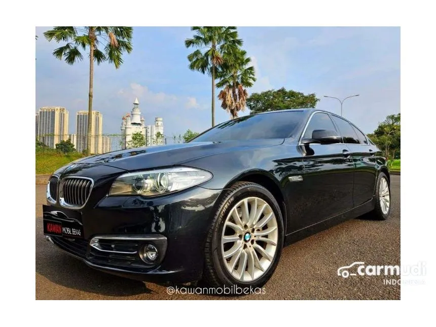 2015 BMW 528i Luxury Sedan