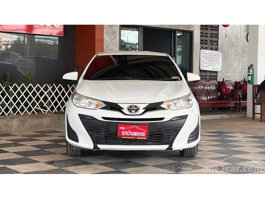 2018 Toyota Yaris Ativ J Sedan