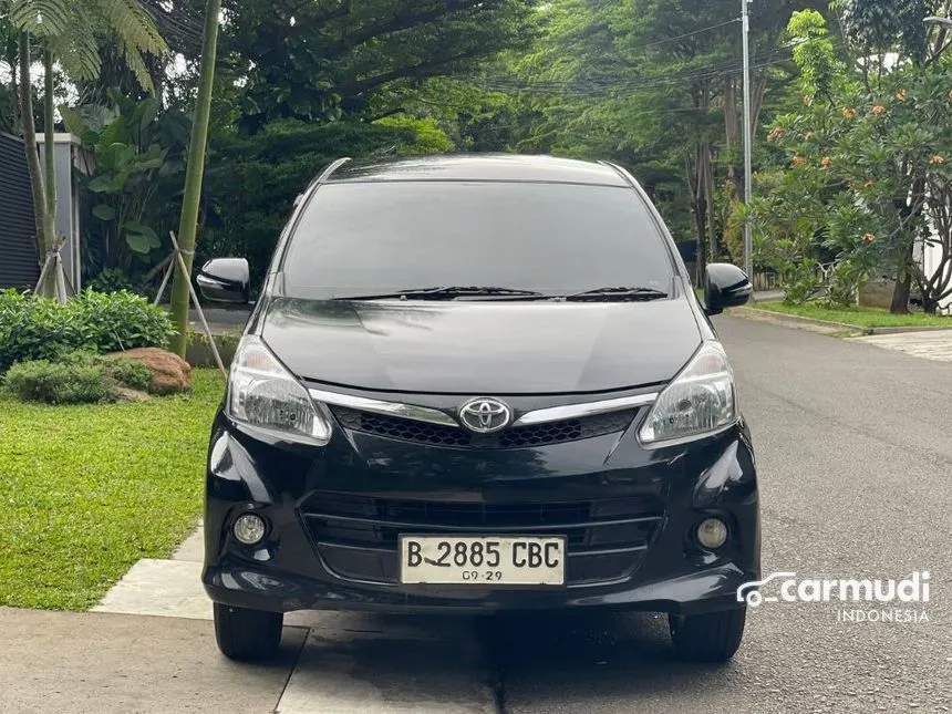 2012 Toyota Avanza Veloz MPV
