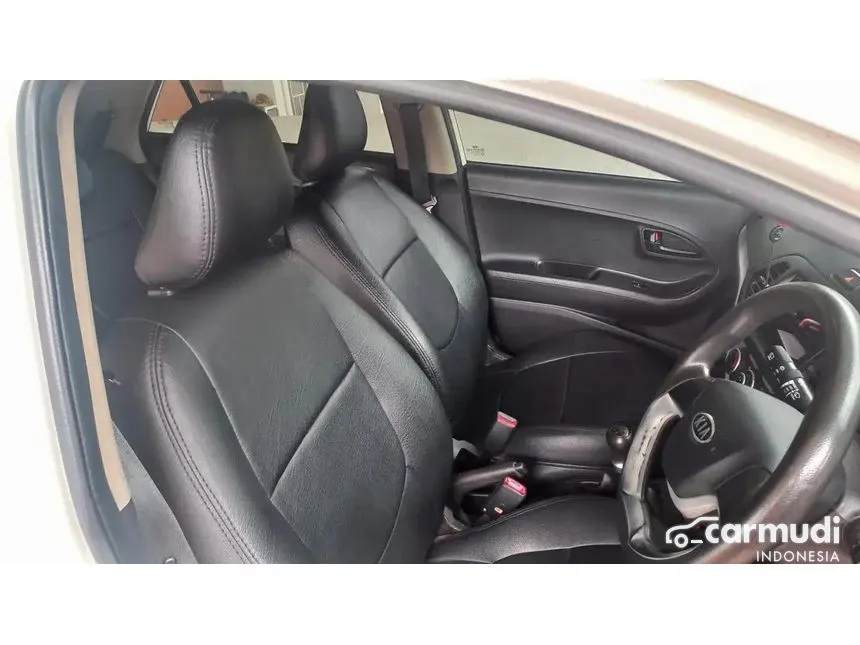 2011 KIA Picanto SE Hatchback