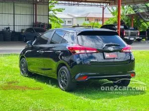 2021 Toyota YARIS 1.2 Entry Hatchback