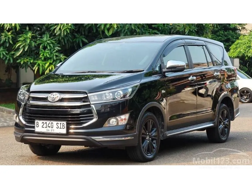 Jual Mobil Toyota Innova Venturer 2019 2.4 di DKI Jakarta Automatic Wagon Hitam Rp 320.000.000