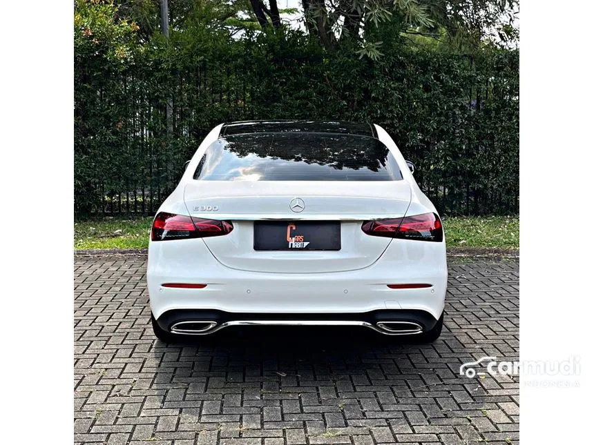 2022 Mercedes-Benz E300 AMG Line Sedan