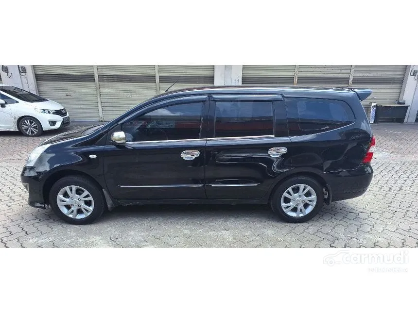 2013 Nissan Grand Livina XV MPV