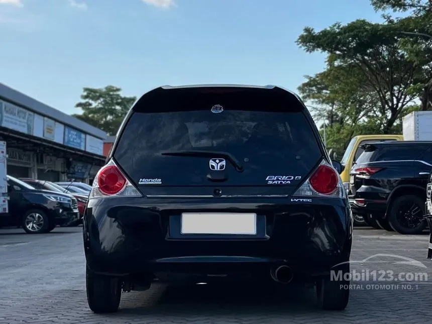 2014 Honda Brio Satya E Hatchback