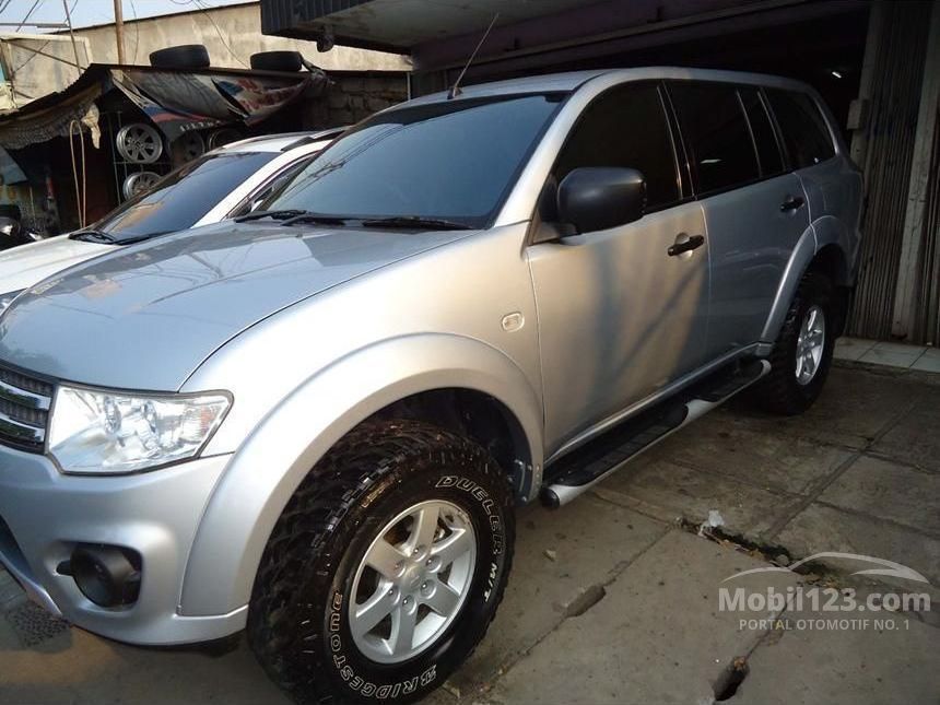 Jual Mobil  Mitsubishi Pajero  Sport 2011 Exceed  Manual  2 5 