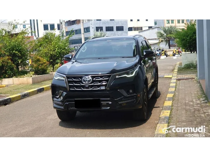 2022 Toyota Fortuner SRZ GR SPORT 4X2 SUV