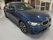 2022 BMW 320i 2.0 Sport Sedan, Last Stock Biru !