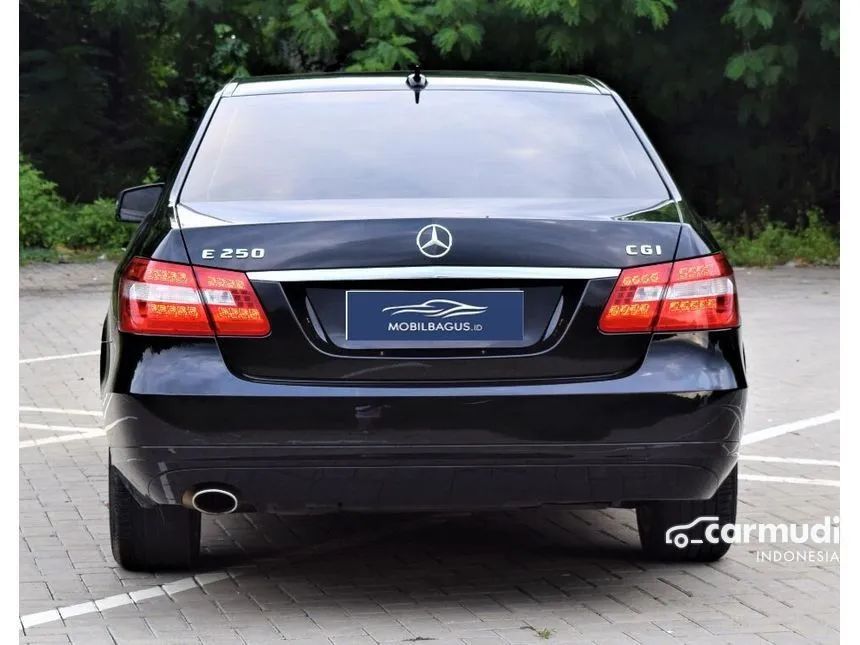 2010 Mercedes-Benz E200 CGI Sedan