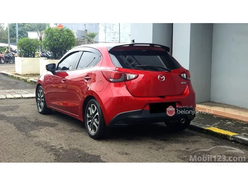 2015 Mazda 2 R Hatchback