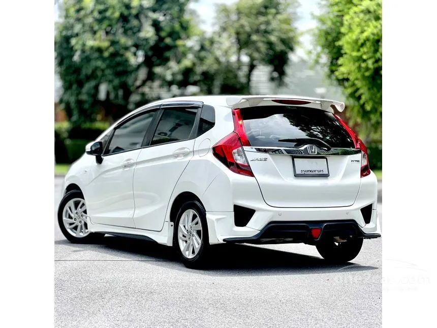2016 Honda JAZZ V+ Hatchback