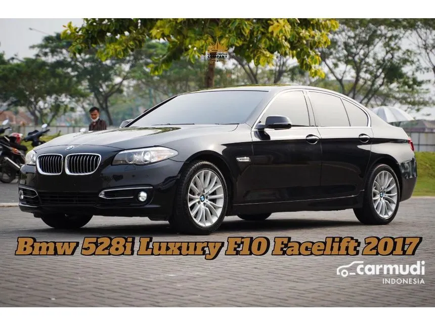 2017 BMW 528i Luxury Sedan