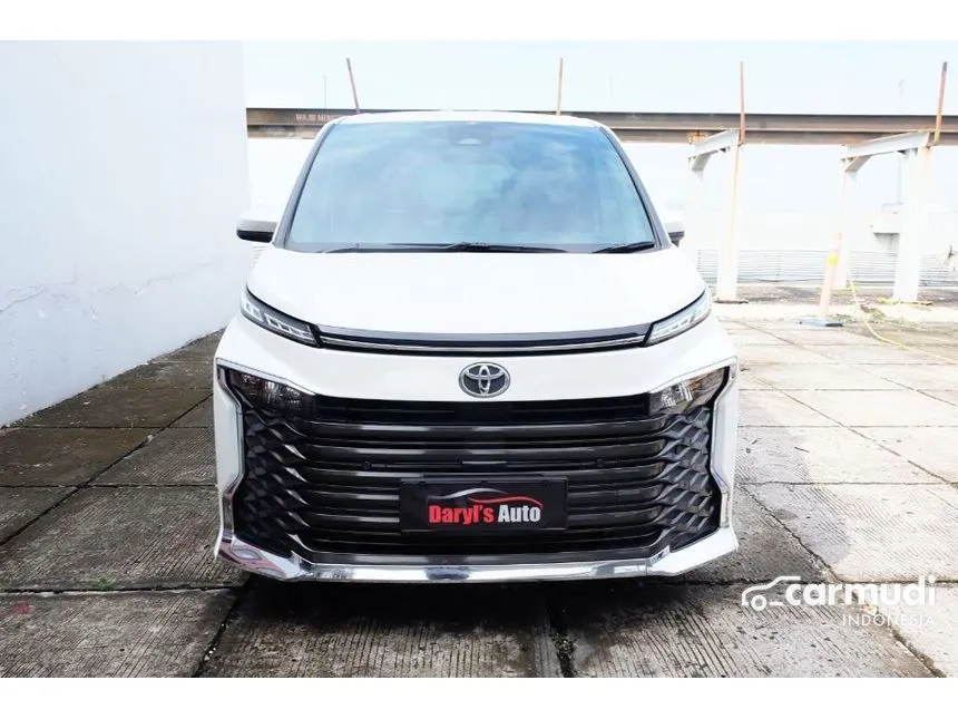 2022 Toyota Voxy MPV