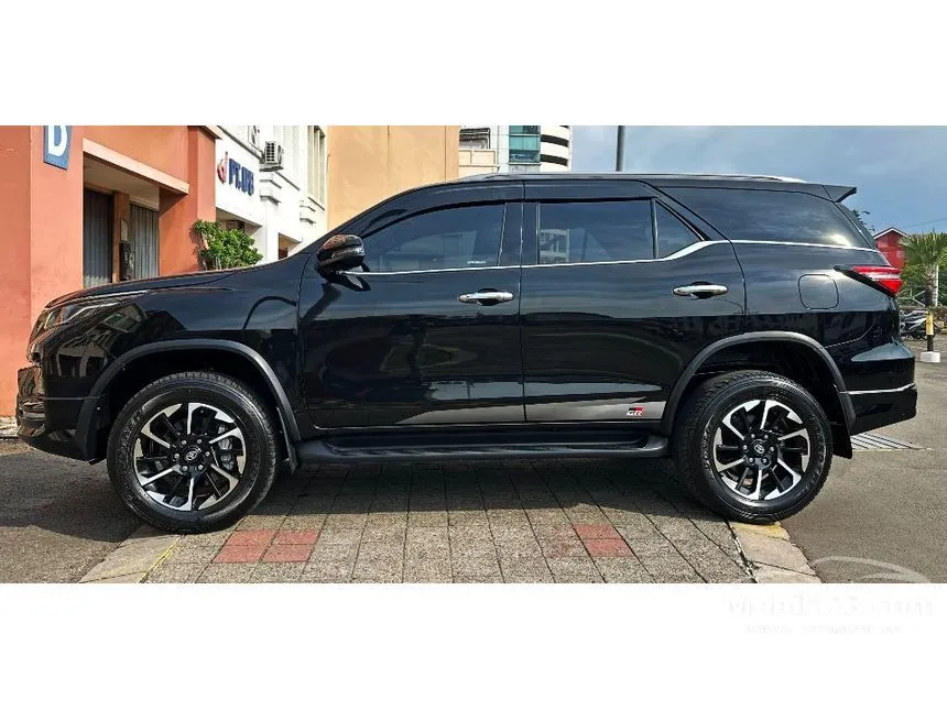 2022 Toyota Fortuner GR Sport 4X2 SUV